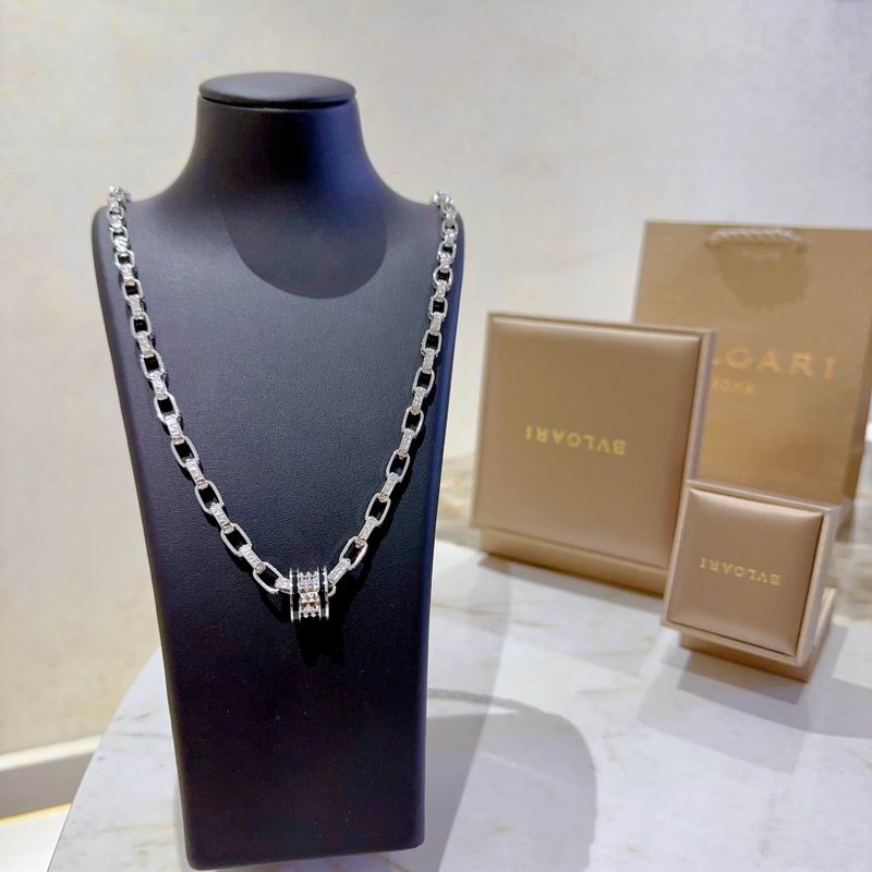 Bvlgari necklace 11yxx67